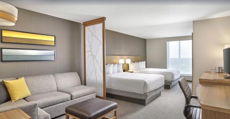 Doubletree By Hilton Edmonton Downtown Hotel Екстериор снимка